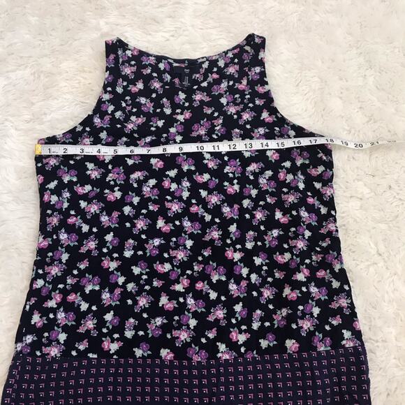 Gap factory floral sleeveless blouse size medium - Picture 5 of 6